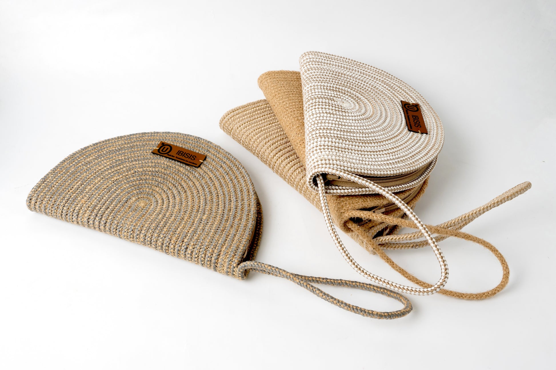 Halbrunde Tasche – mit Reißverschluss & Innenfach | Handgemacht aus Jute