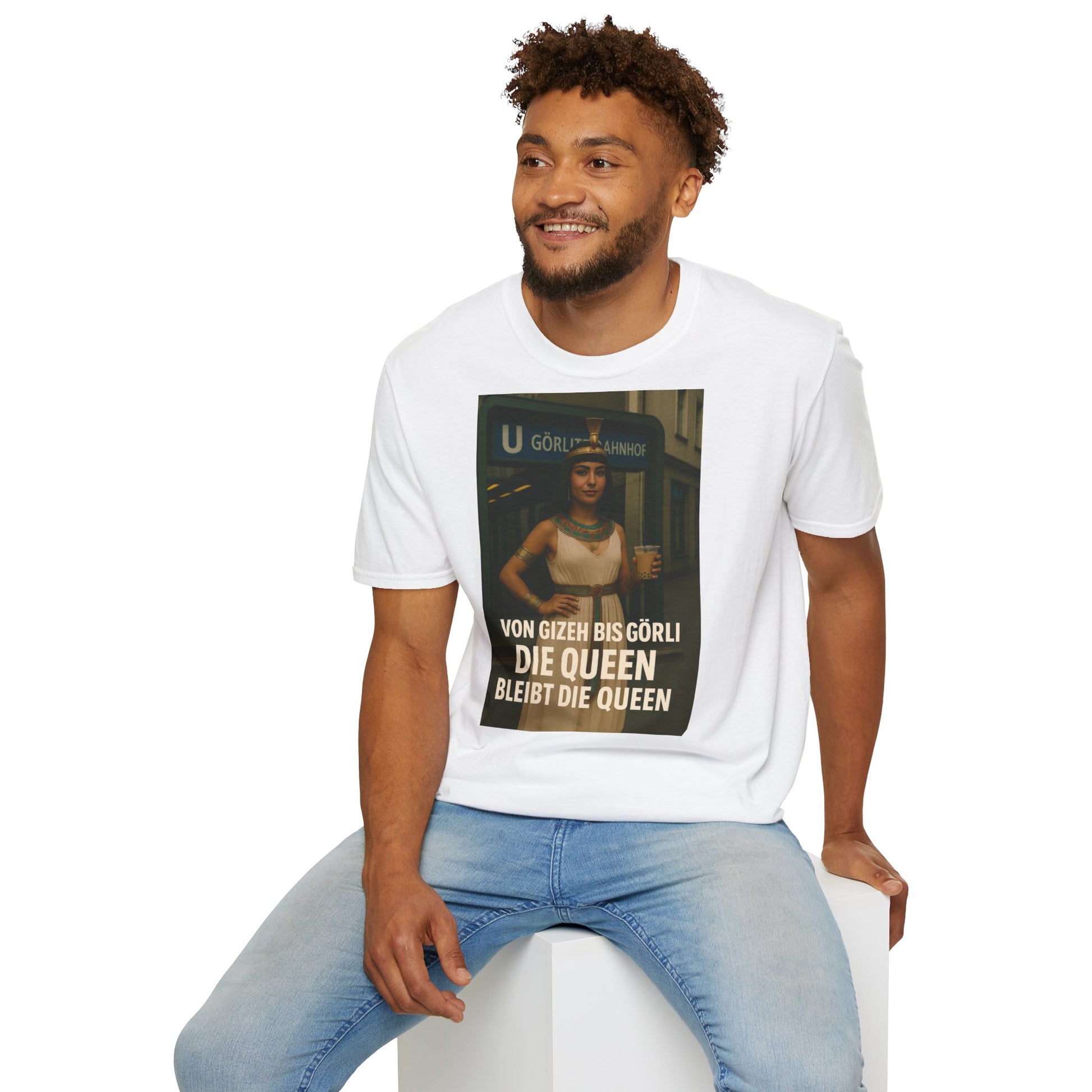 Kleopatra in Berlin - T-Shirt (Unisex)