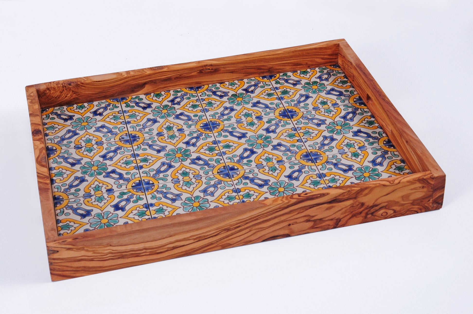 SERVIERTABLETT AUS OLIVENHOLZ MIT HANDBEMALTER KERAMIK (12ER)