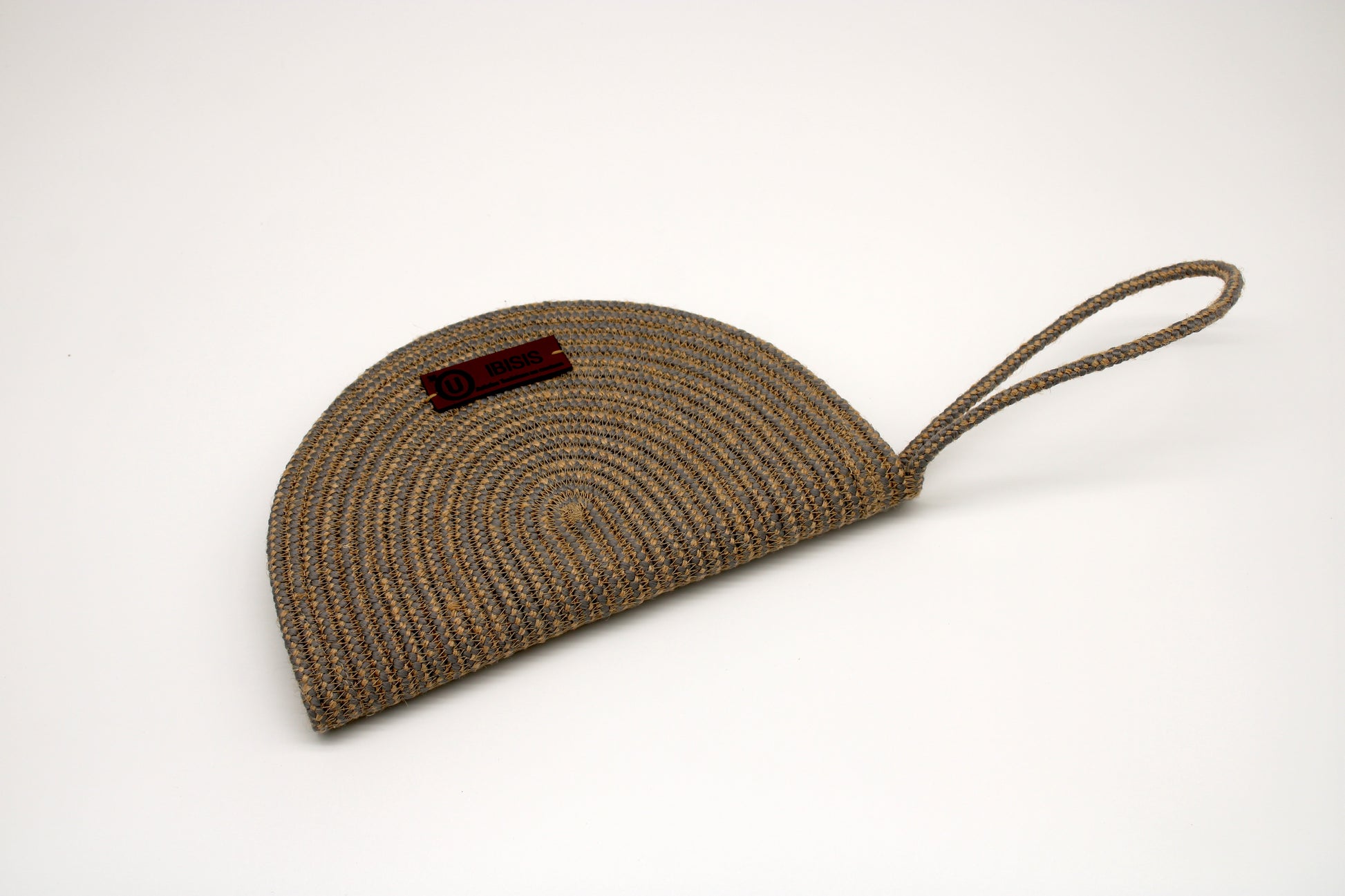 Halbrunde Tasche – mit Reißverschluss & Innenfach | Handgemacht aus Jute