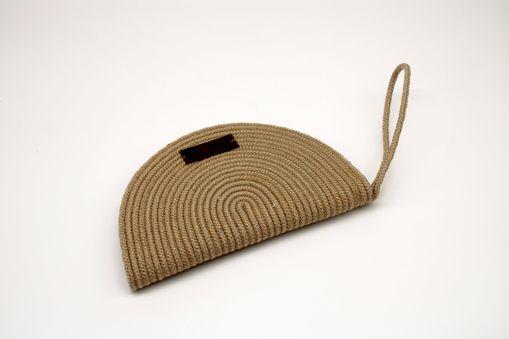 Halbrunde Tasche – mit Reißverschluss & Innenfach | Handgemacht aus Jute